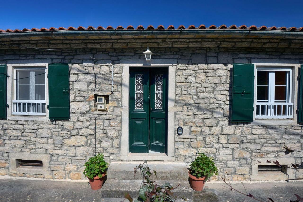 Mikroulis Residence Mastoratika Extérieur photo